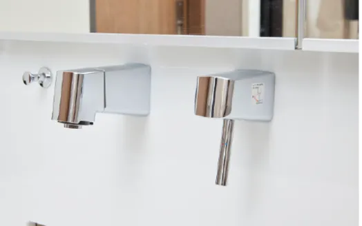 シングルレバー式シャワー水栓